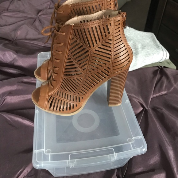 Mix No. 6 Shoes - Brown peep toe heels